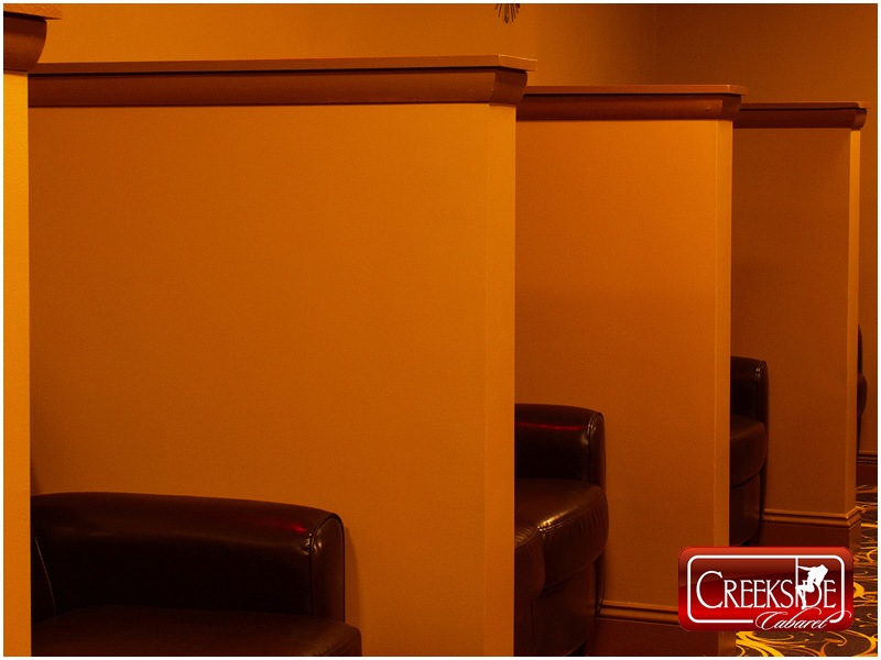 Creekside Cabaret - Nightclub in Colmar, United States