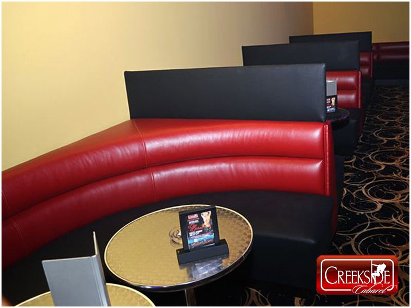 Creekside Cabaret - Nightclub in Colmar, United States