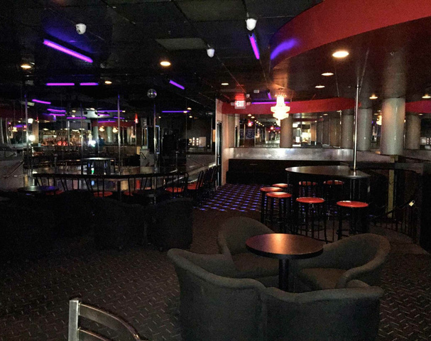 215 Gentleman's Club - Nightclub in Colton, United States