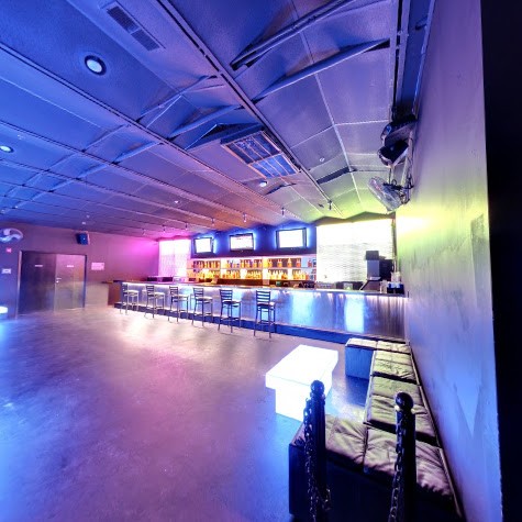Social Bar And Lounge - Swinger Club in Columbia, United States