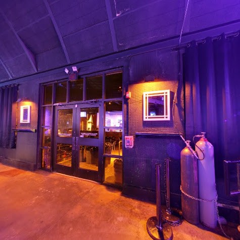 Social Bar And Lounge - Swinger Club in Columbia, United States
