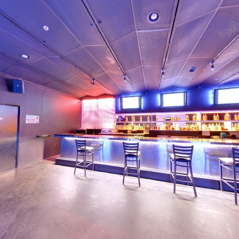 Social Bar And Lounge - Swinger Club in Columbia, United States