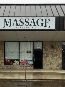 Eastern Lily Massage - Erotic Massage in Columbus, United States