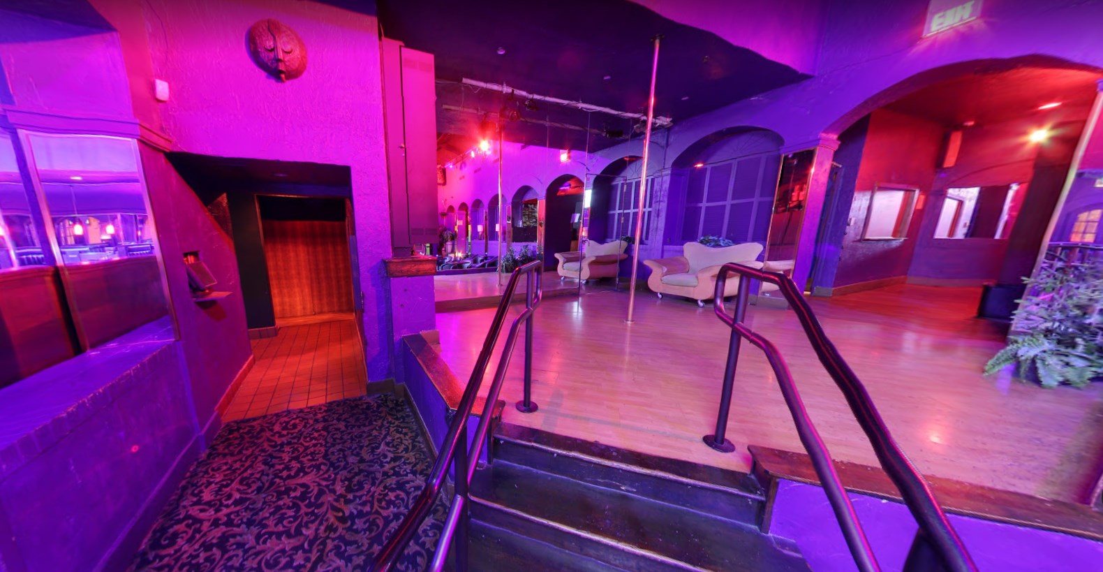 Kahoots Gentlemen's Club - Nightclub in Columbus, United States