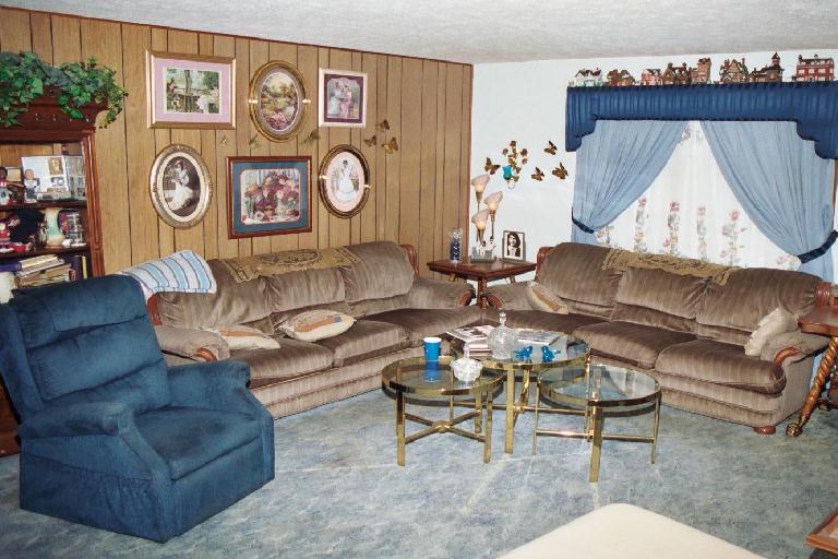Pleasuretime Social Club - Swinger Club in Columbus, United States
