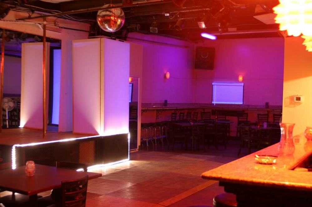 The Velvet Curtain Social Club - Swinger Club in Dallas, United States