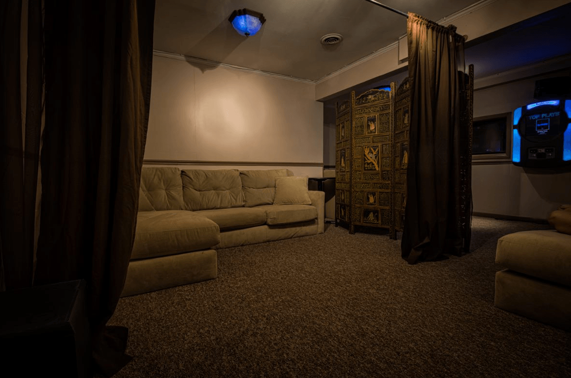 Vegas Gentlemen's Club - Nightclub in Darien, United States
