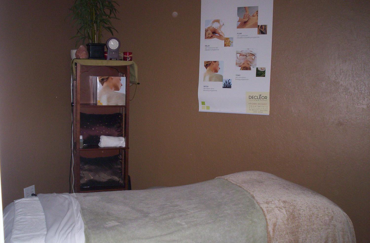 Spa Central - Erotic Massage in Davis, United States