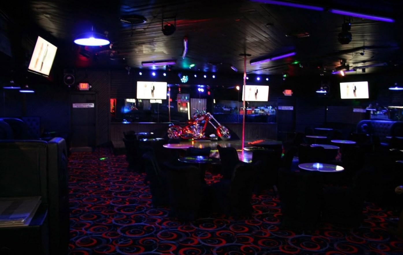 Harley's Gentlemens Club - Nightclub in Decatur, United States