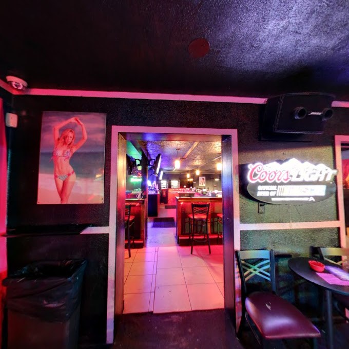 Dixie's Gentlemen's Club - Nightclub in Deland, United States