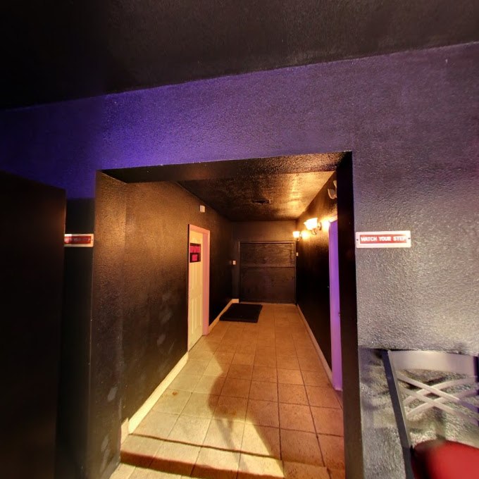 Dixie's Gentlemen's Club - Nightclub in Deland, United States