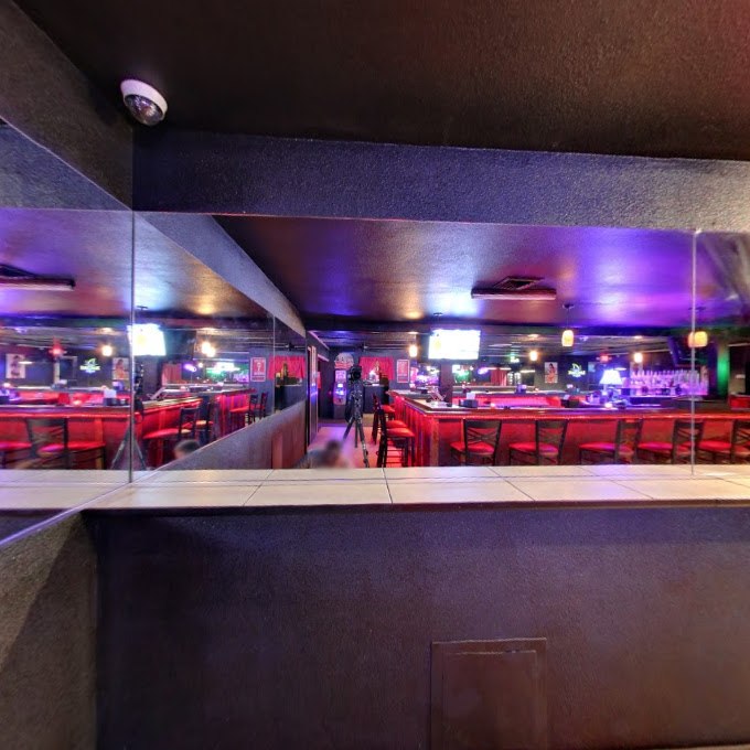 Dixie's Gentlemen's Club - Nightclub in Deland, United States