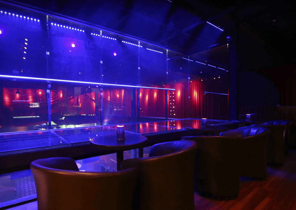 Legends - Nightclub in Detroit, United States