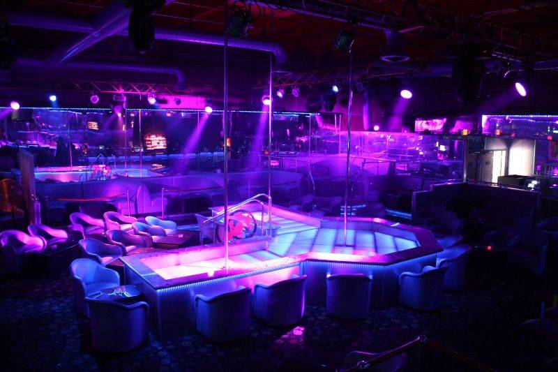 Pink Pony Miami - Nightclub in Doral, United States