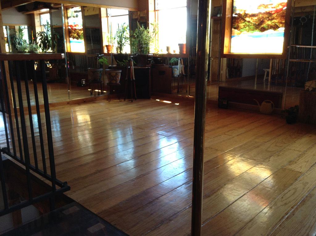 Mountain Dawn Lodge - Swinger Club in Eagle Nest, United States