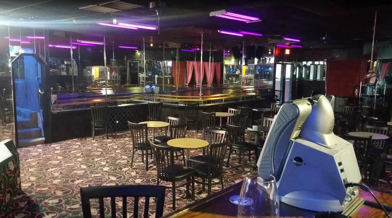 Papa Doc's - Nightclub in Fayetteville, United States