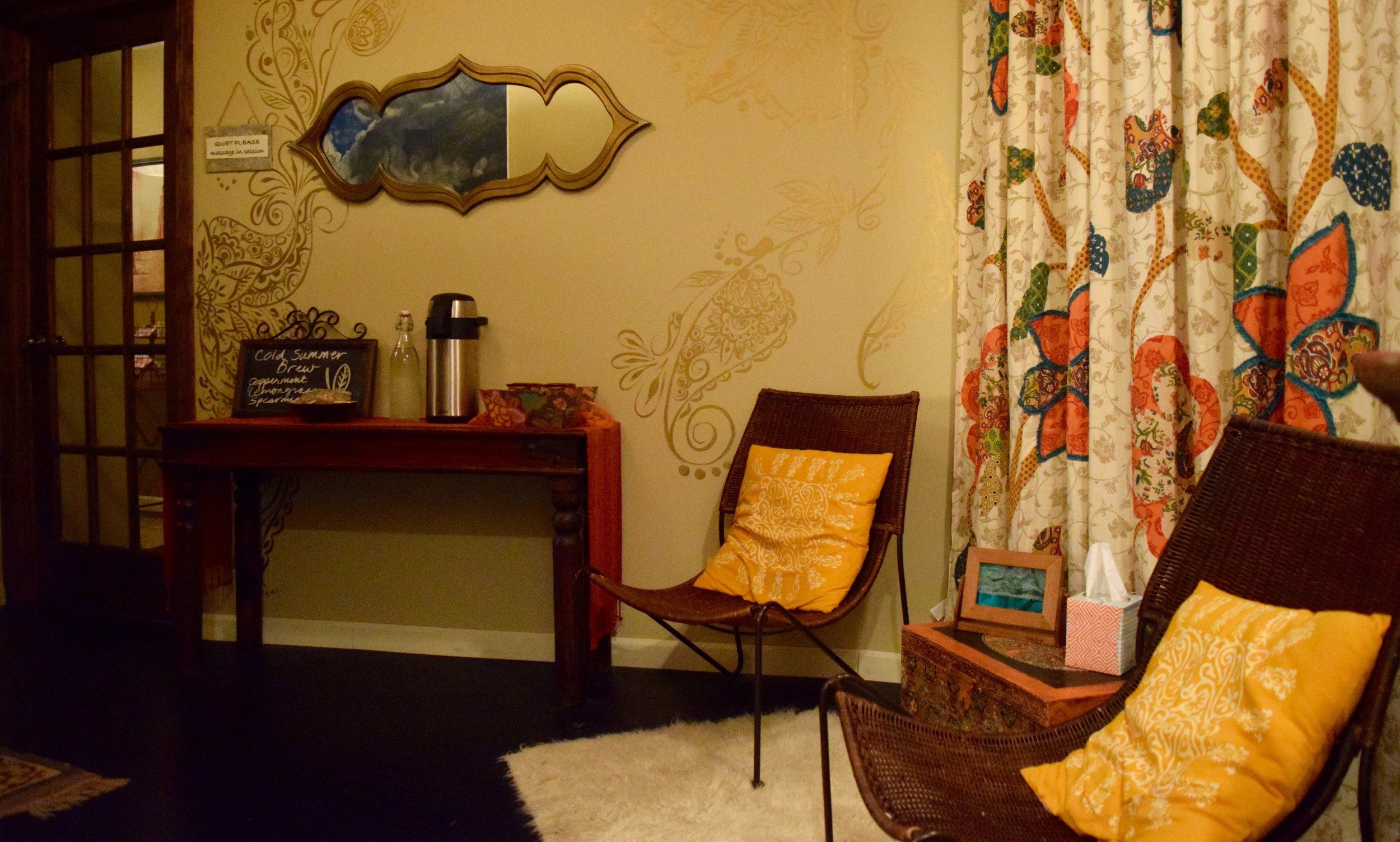 Tantra Face & Body Aveda - Erotic Massage in Ferndale, United States