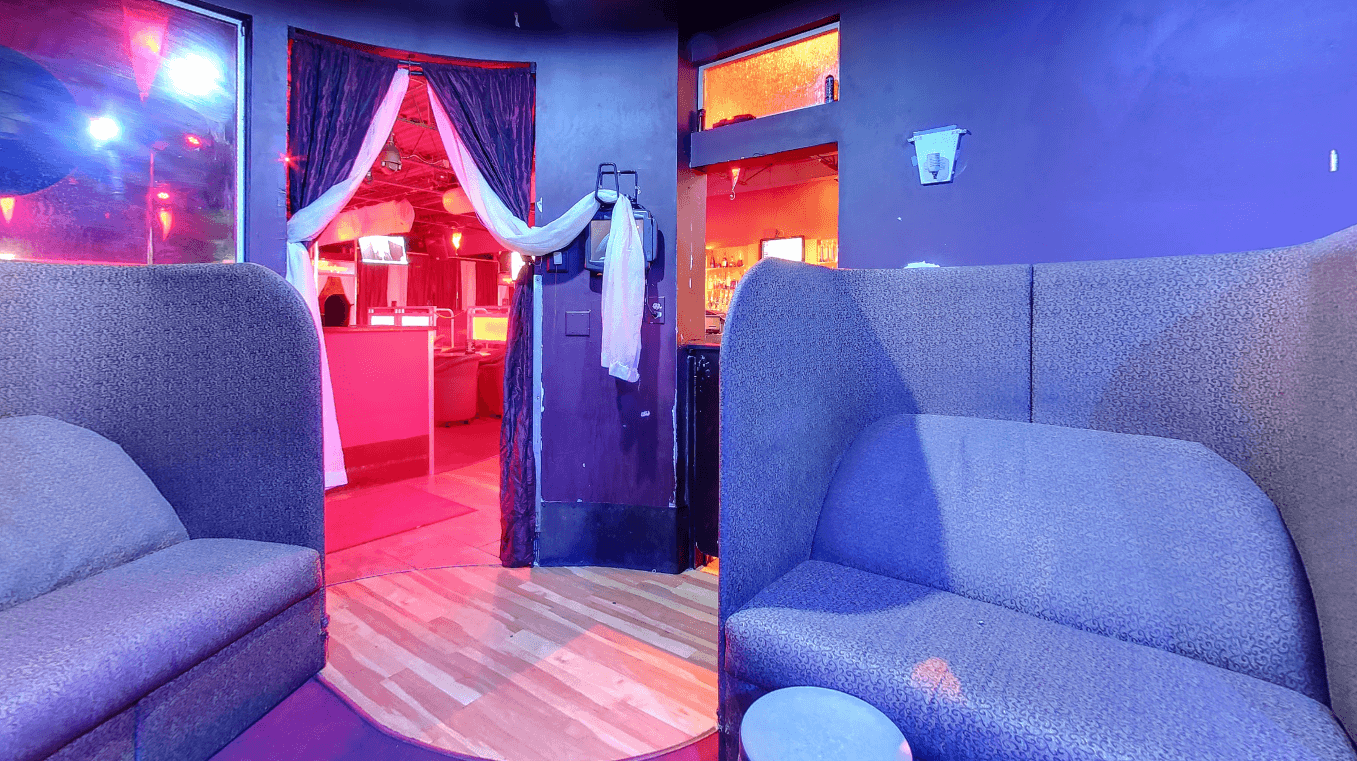 Scarlett's Cabaret Fort Myers - Nightclub in Fort Myers, United States