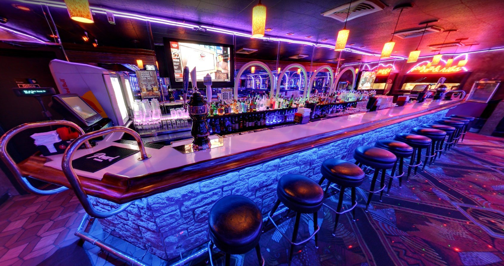showgirl 1 Gentlemen's Club - Nightclub in Fort Wayne, United States