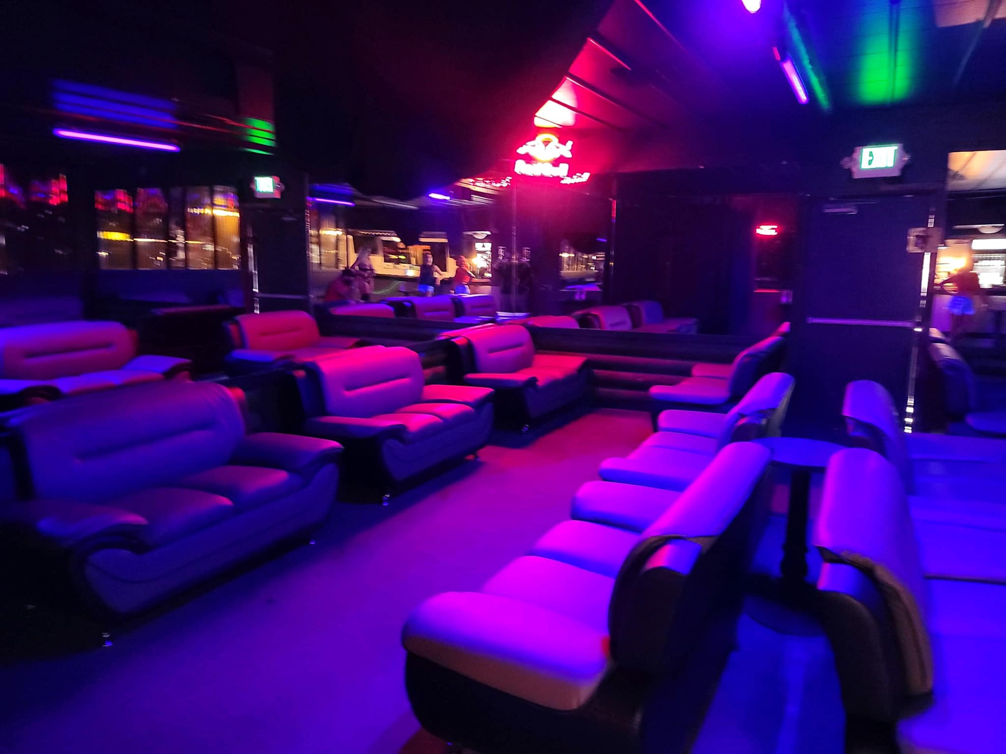Golddiggers Gentlemens Club - Nightclub in Fresno, United States