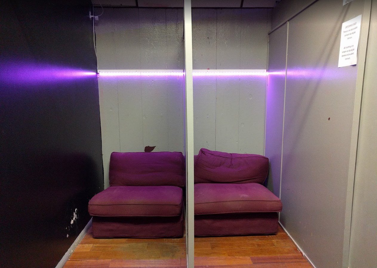 Blush Gentlemen's Club - Nightclub in Garfield, United States