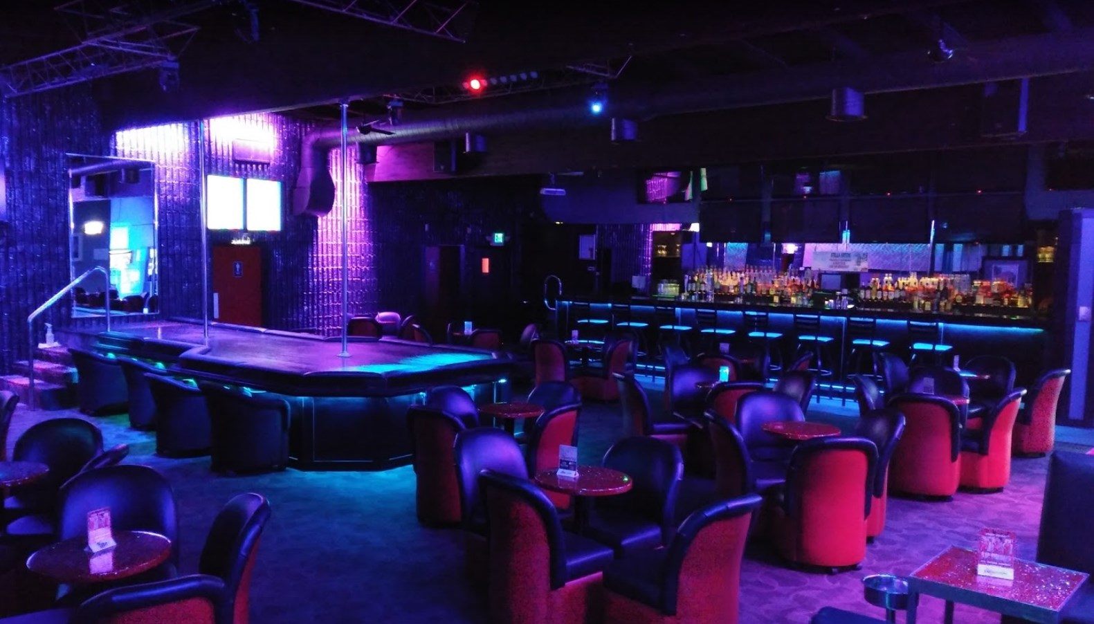 Polekatz Northwest Indiana - Nightclub in Gary, United States