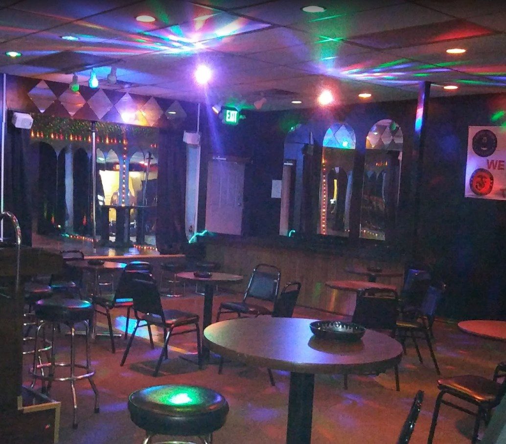 The Man Cave Niteclub - Nightclub in Gary, United States