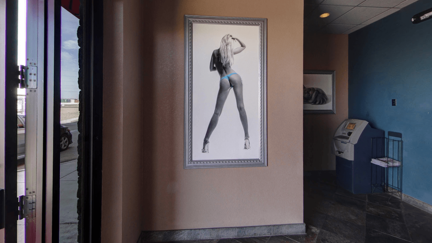 Xplicit Showclub - Nightclub in Glendale, United States