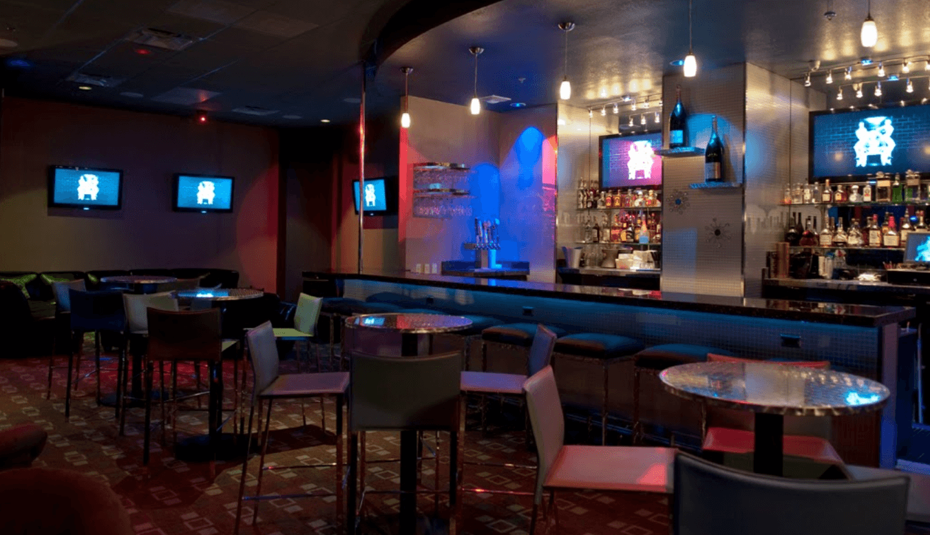 Xplicit Showclub - Nightclub in Glendale, United States