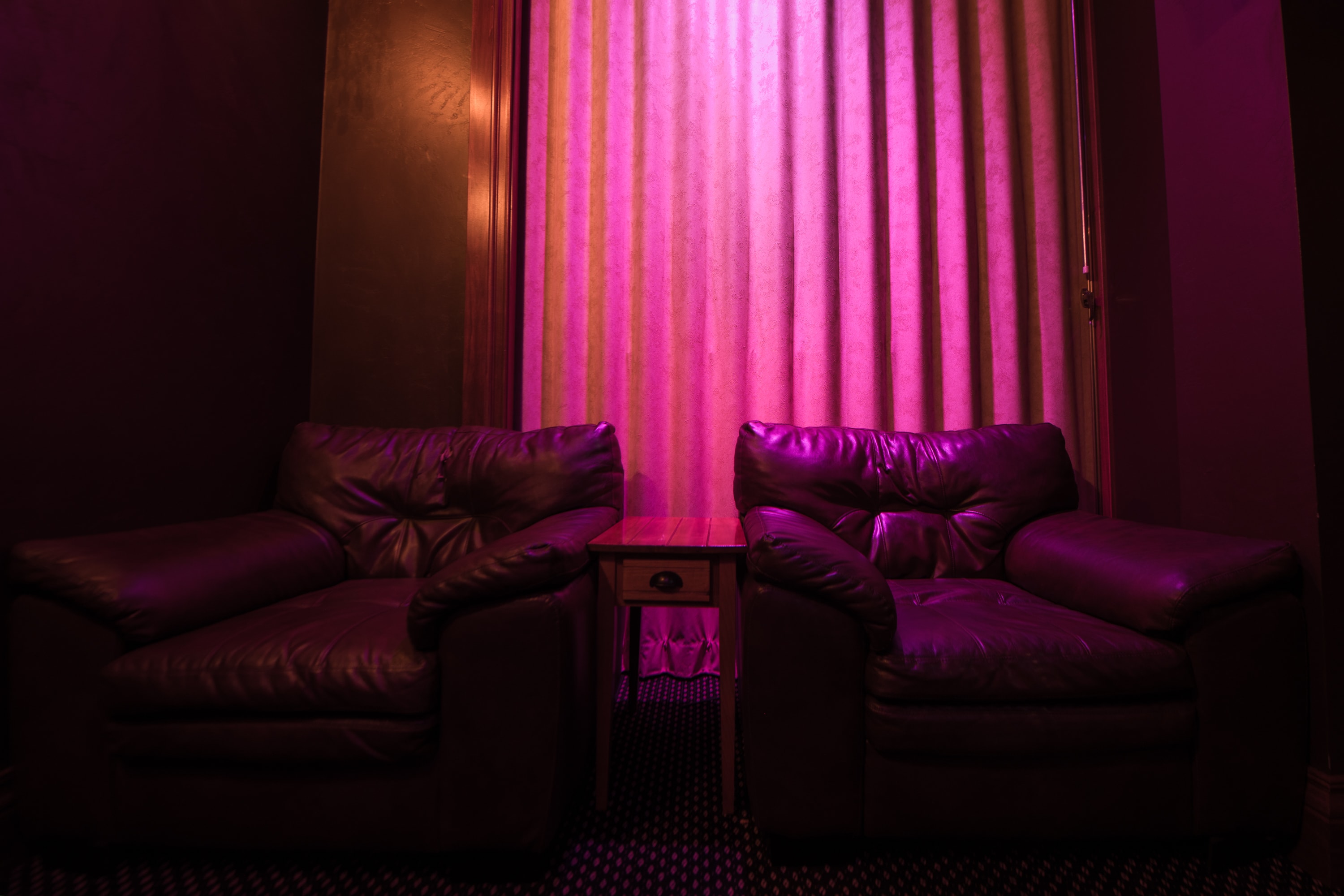 Oval Office Club - Nightclub in Green Bay, United States