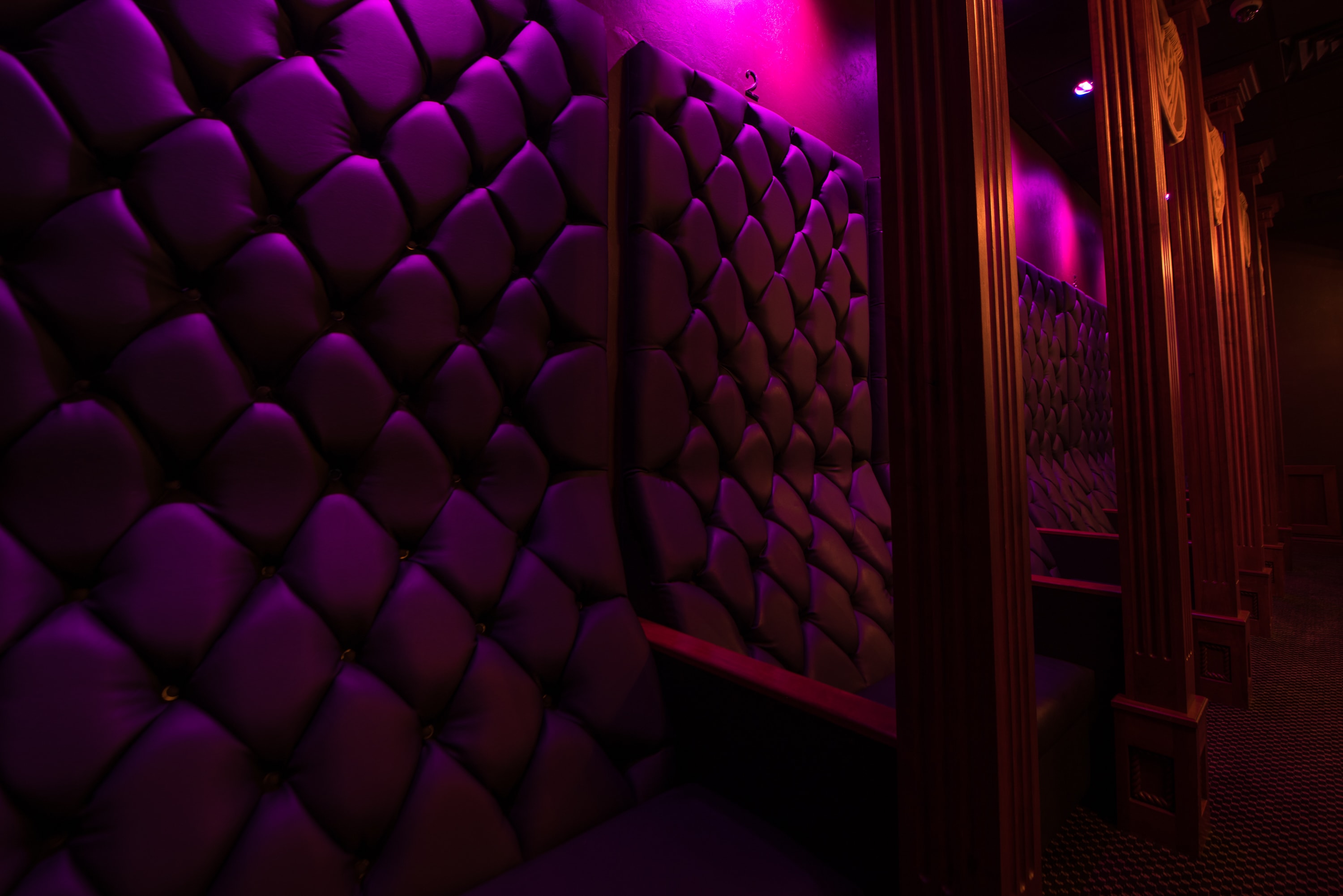 Oval Office Club - Nightclub in Green Bay, United States