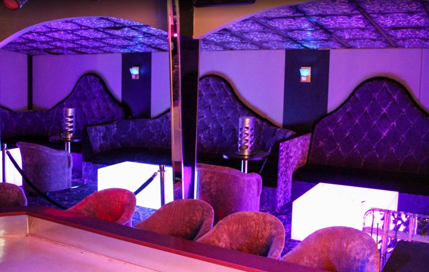 Centerfolds Gentlemen's Club - Nightclub in Greensboro, United States