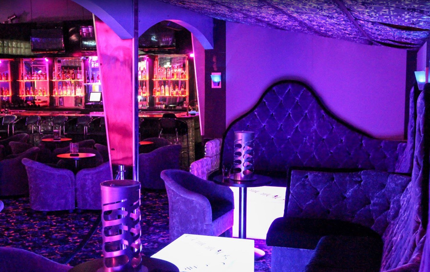 Centerfolds Gentlemen's Club - Nightclub in Greensboro, United States