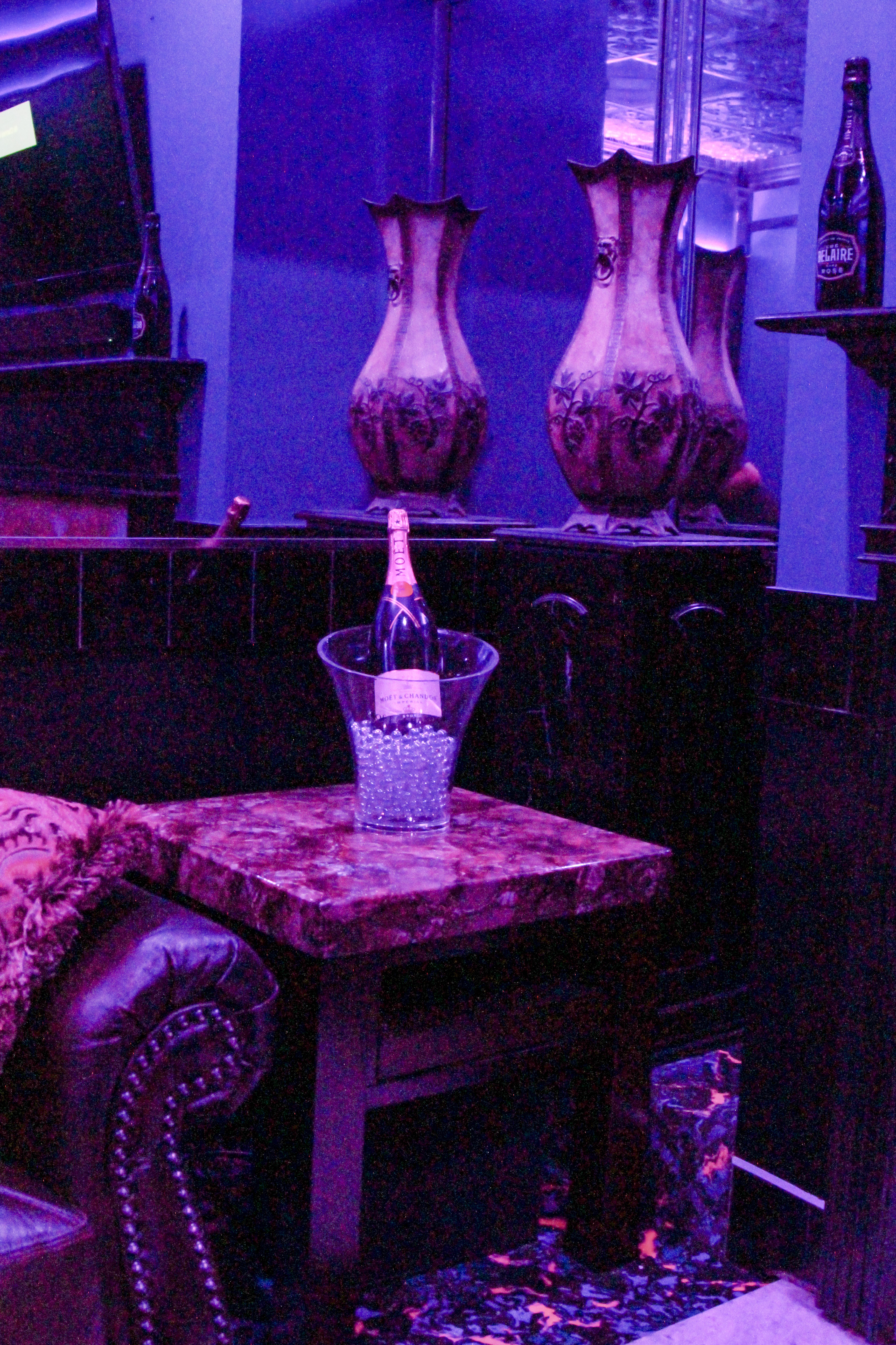 Centerfolds Gentlemen's Club - Nightclub in Greensboro, United States
