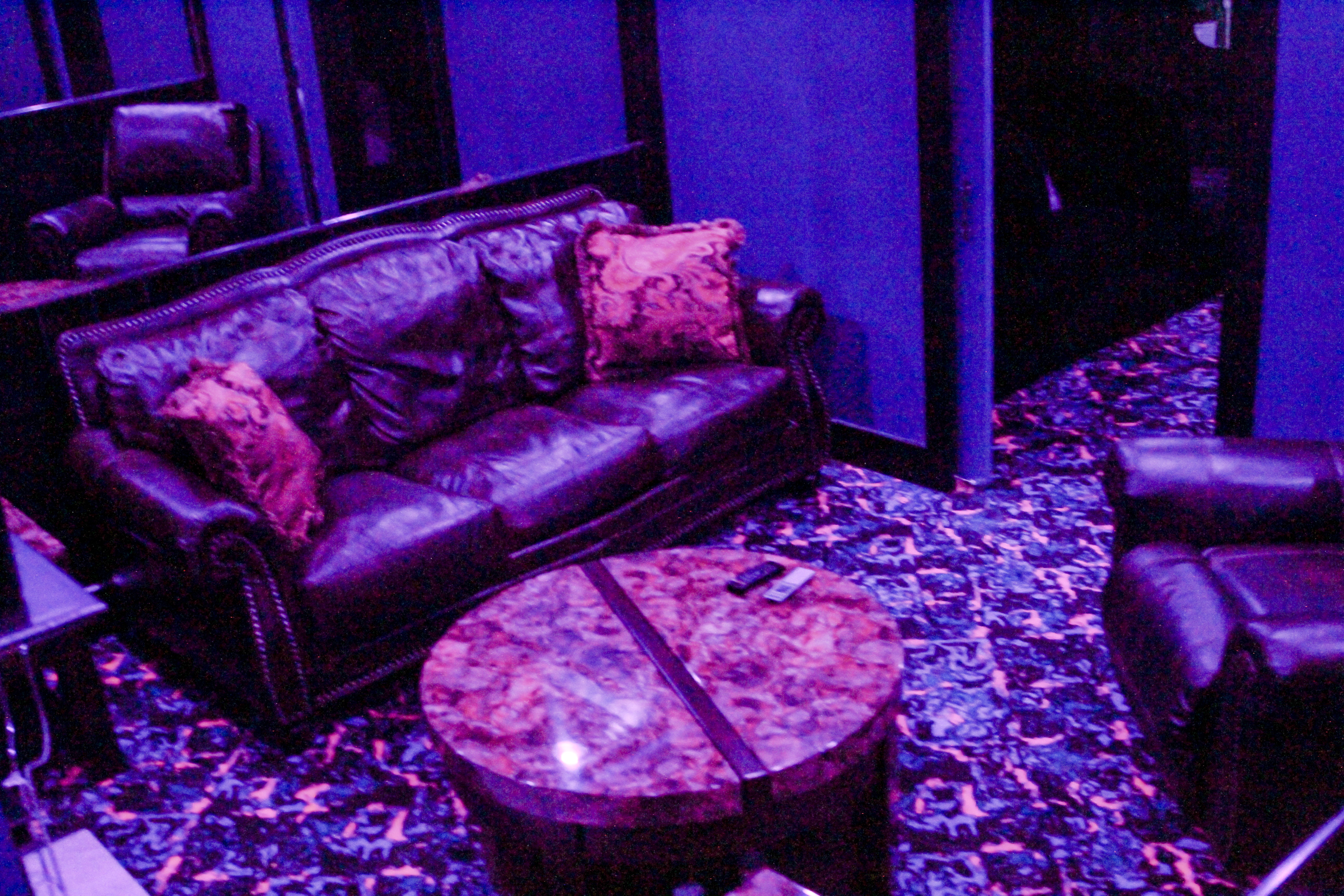 Centerfolds Gentlemen's Club - Nightclub in Greensboro, United States