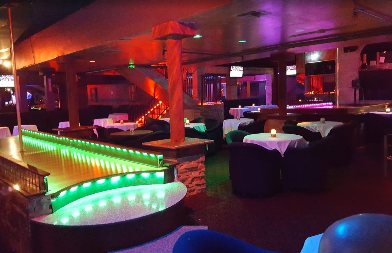 Paradise City - Houston - Nightclub in Houston, United States