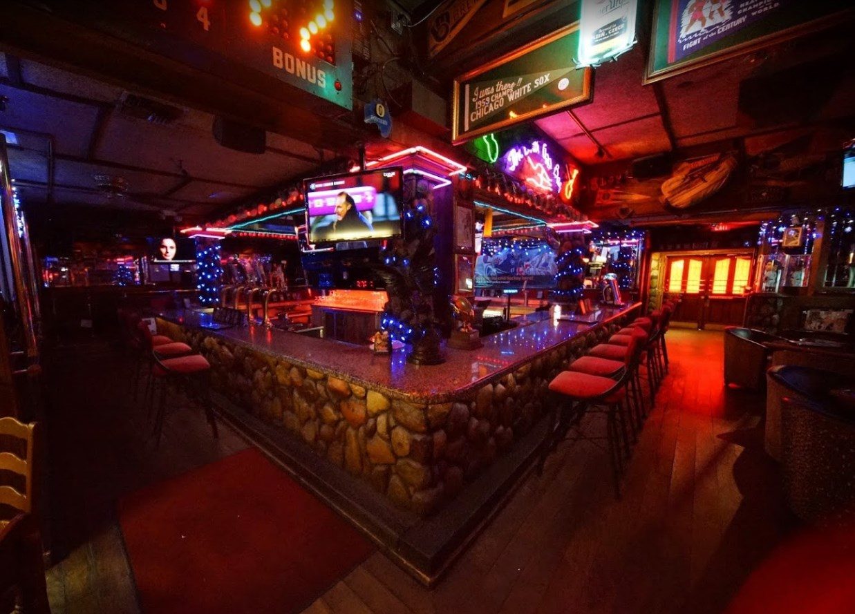 The Colorado Sports Bar & Grill - Nightclub in Houston, United States