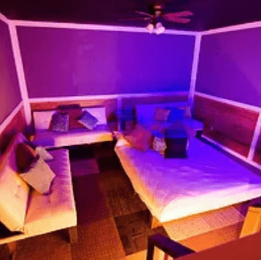 The Pendulum Club - Swinger Club in Houston, United States