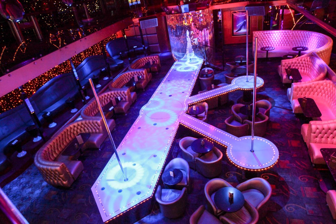 Flight Club - Nightclub in Inkster, United States