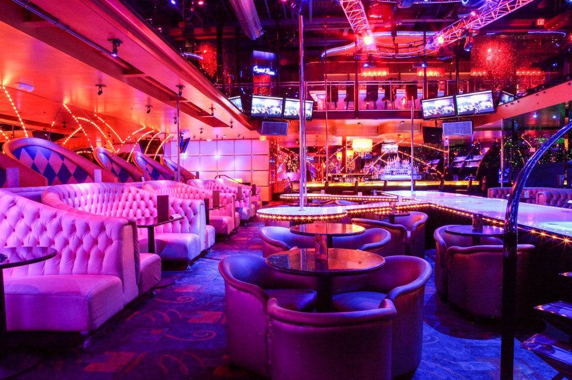 Flight Club - Nightclub in Inkster, United States