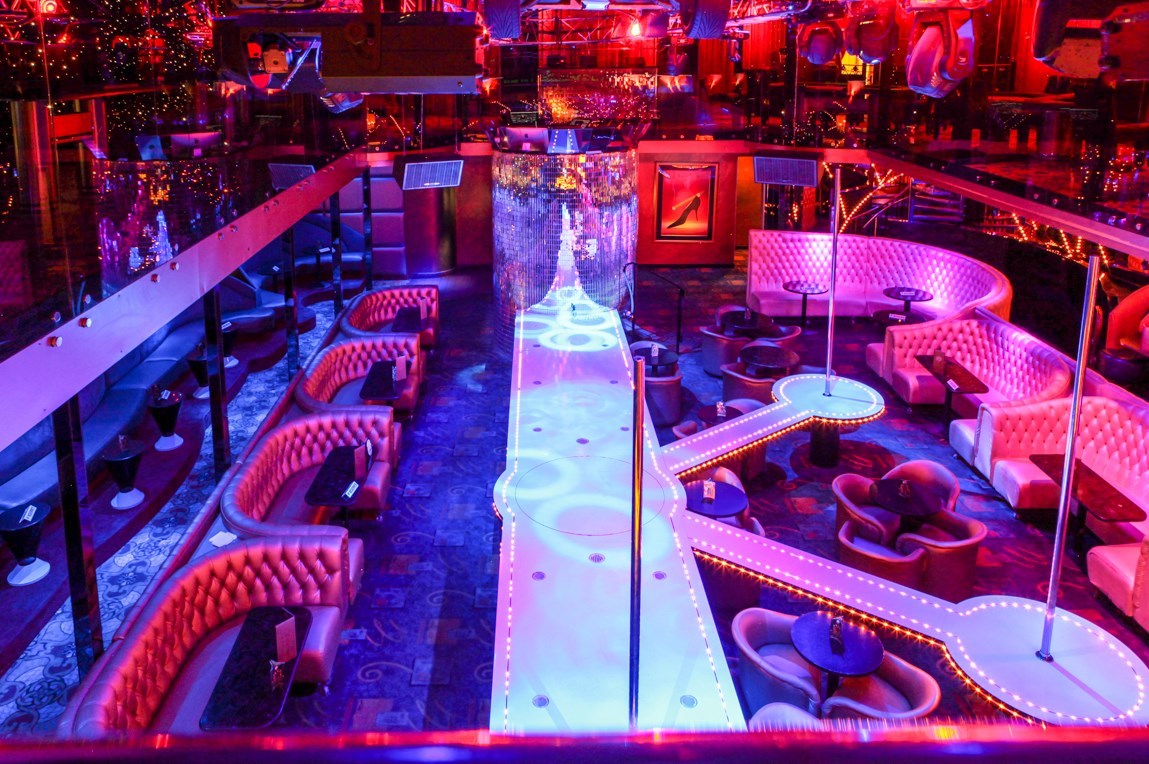 Flight Club - Nightclub in Inkster, United States