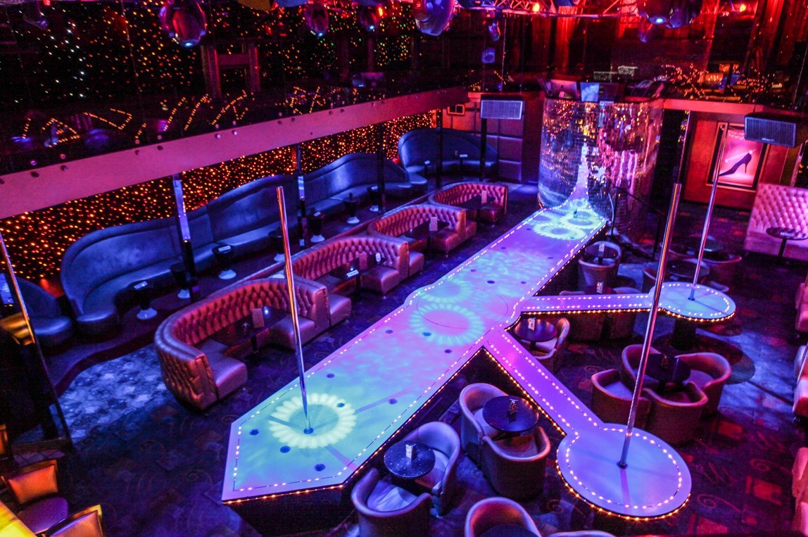 Flight Club - Nightclub in Inkster, United States