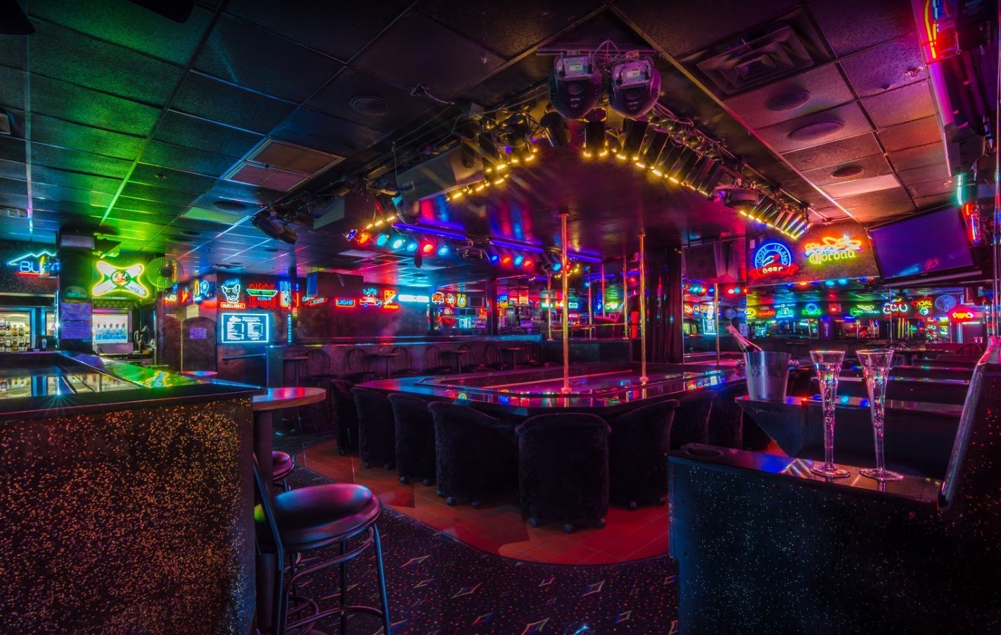 King of Diamonds - Nightclub in Inver Grove Heights, United States