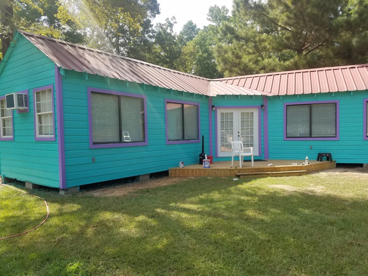 Purple Peacock Resort - Swinger Club in Jacksonville, United States