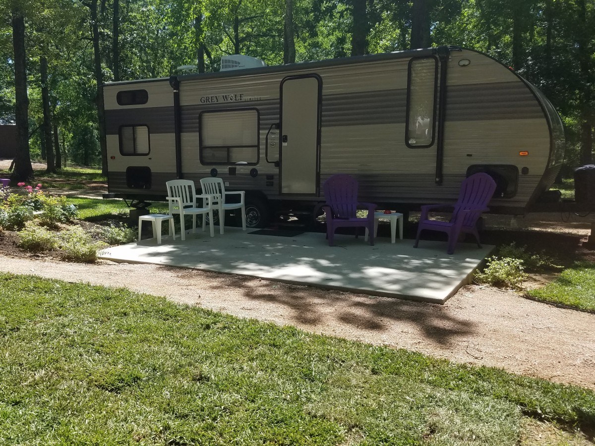 Purple Peacock Resort - Swinger Club in Jacksonville, United States