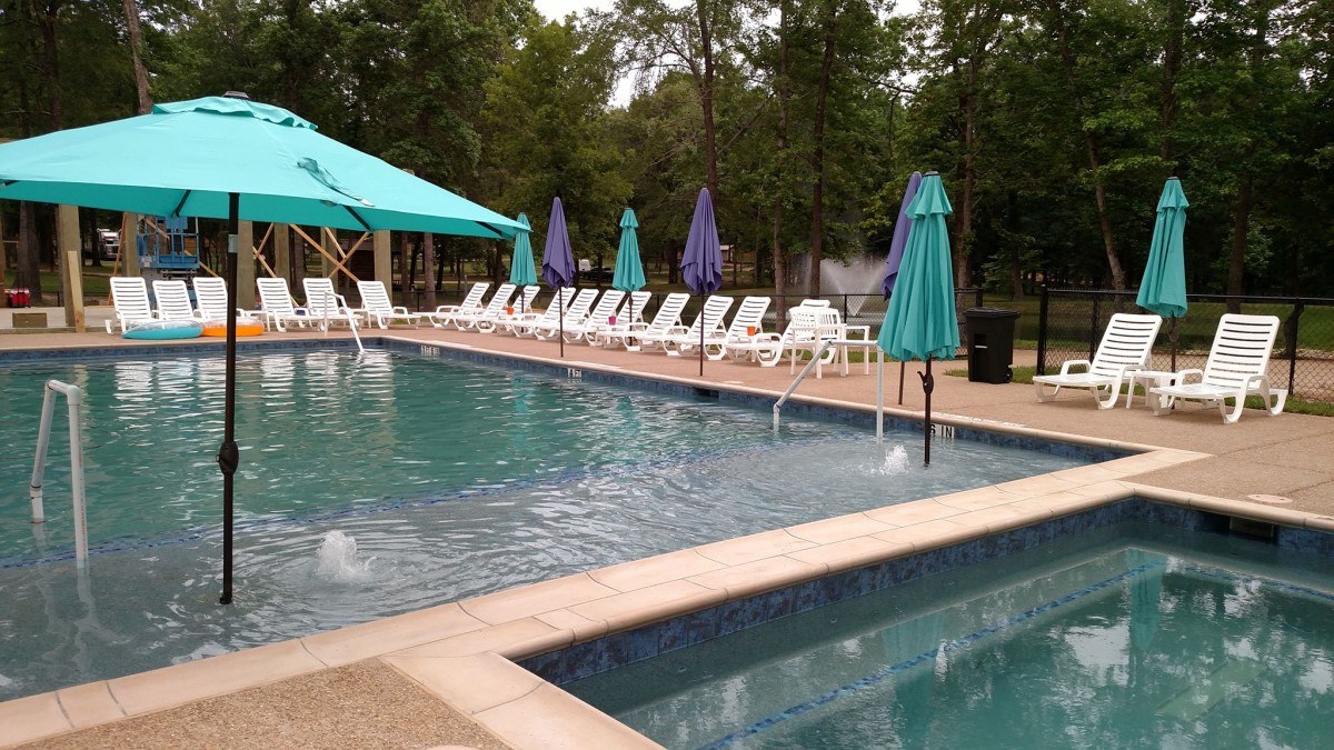 Purple Peacock Resort - Swinger Club in Jacksonville, United States