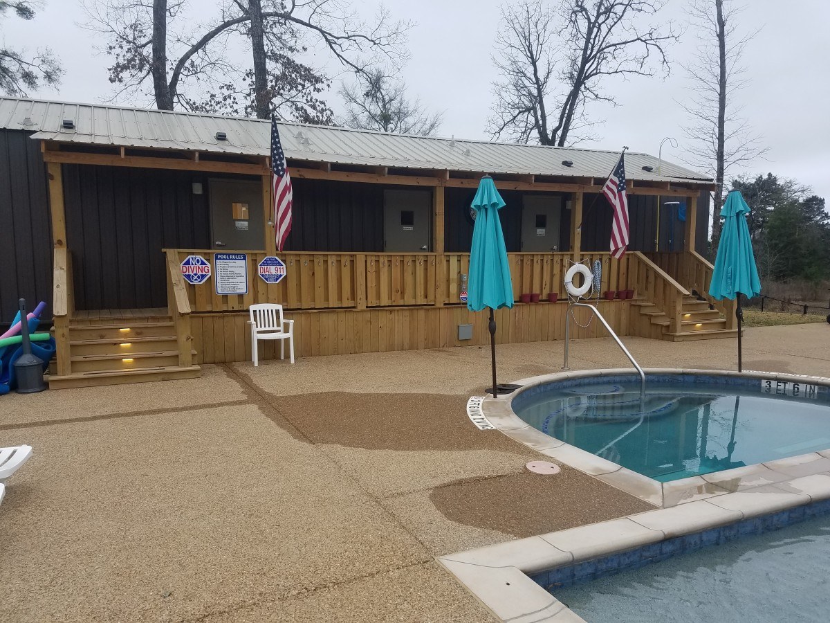 Purple Peacock Resort - Swinger Club in Jacksonville, United States