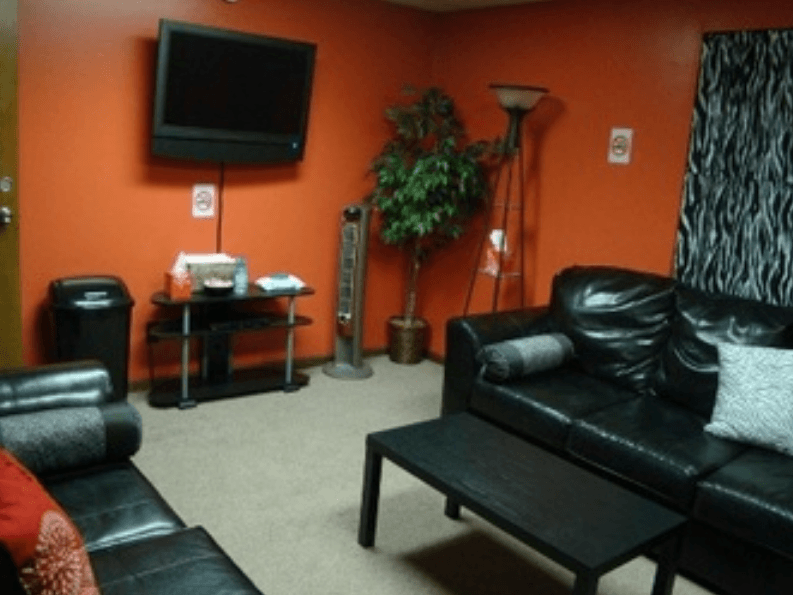 The Spott Lifestyle & Swingers Club Of Kansas City - Swinger Club in Kansas City, United States