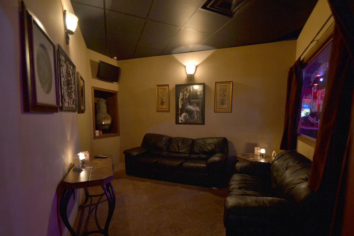 PT's Show Club Indianapolis - Nightclub in Lawrence, United States