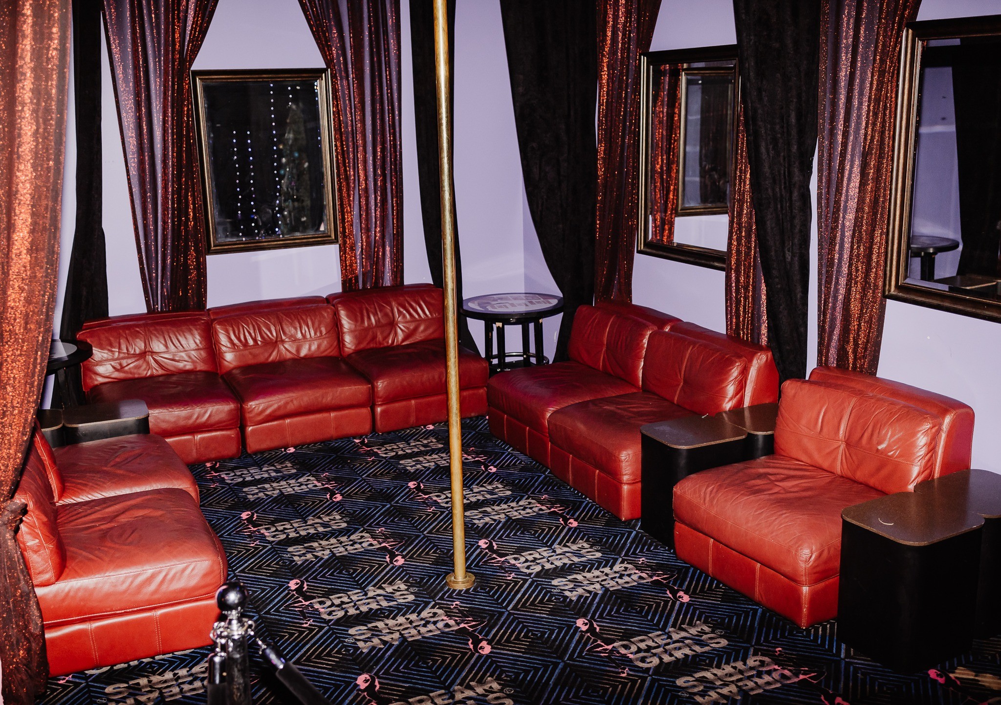 Dream Girls - Nightclub in Lincoln Park, United States